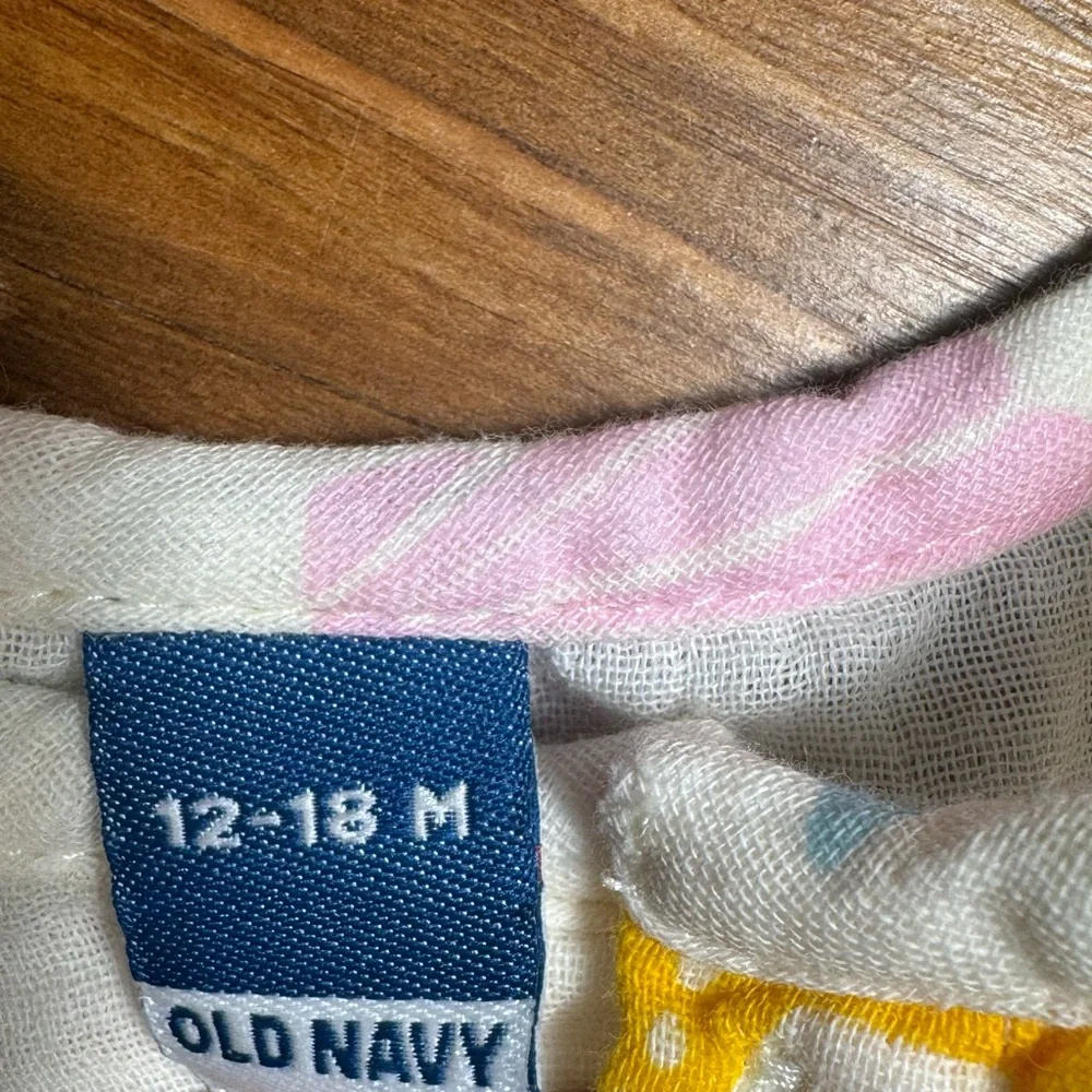 EUC Old Navy Unisex Cotton‎ Sleeveless Henley Romper 12-18 month sea life print